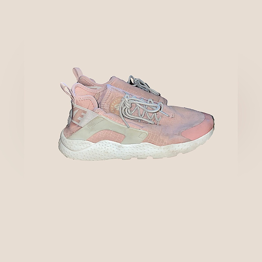 Nike Air Huarache Run Ultra N7 Pale Pink Sneakers *make offers*